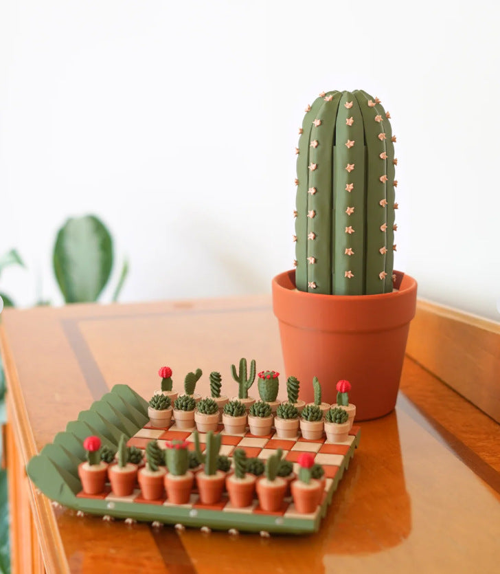 Roll-Up Cactus Chess Set